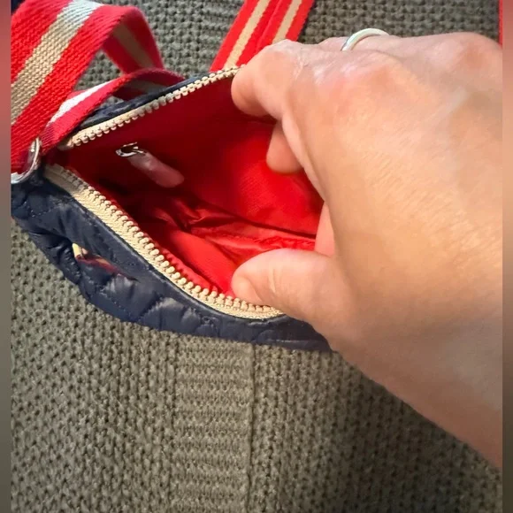 MZ Wallace Navy Quilted Crossbody Bag Mini Metro Roxy New - Picture 2 of 3